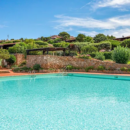 Depandance Con Piscina Prázdninový dům Punta Molara