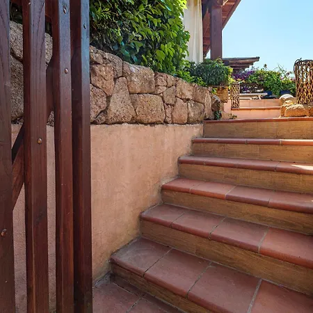 Depandance Con Piscina Tatil Evi