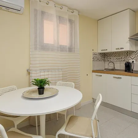 펜션 Dependance Con Piscina Punta Molara